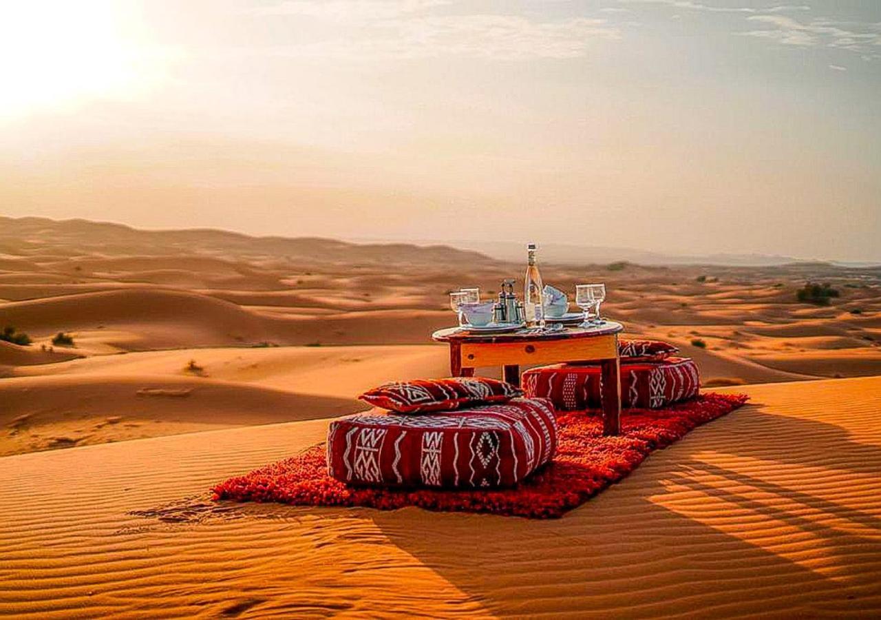 Amazing Luxury Camp Hotel เมอร์ซูกา ภายนอก รูปภาพ