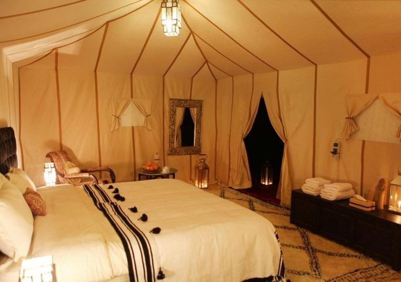 Amazing Luxury Camp Hotel เมอร์ซูกา ภายนอก รูปภาพ