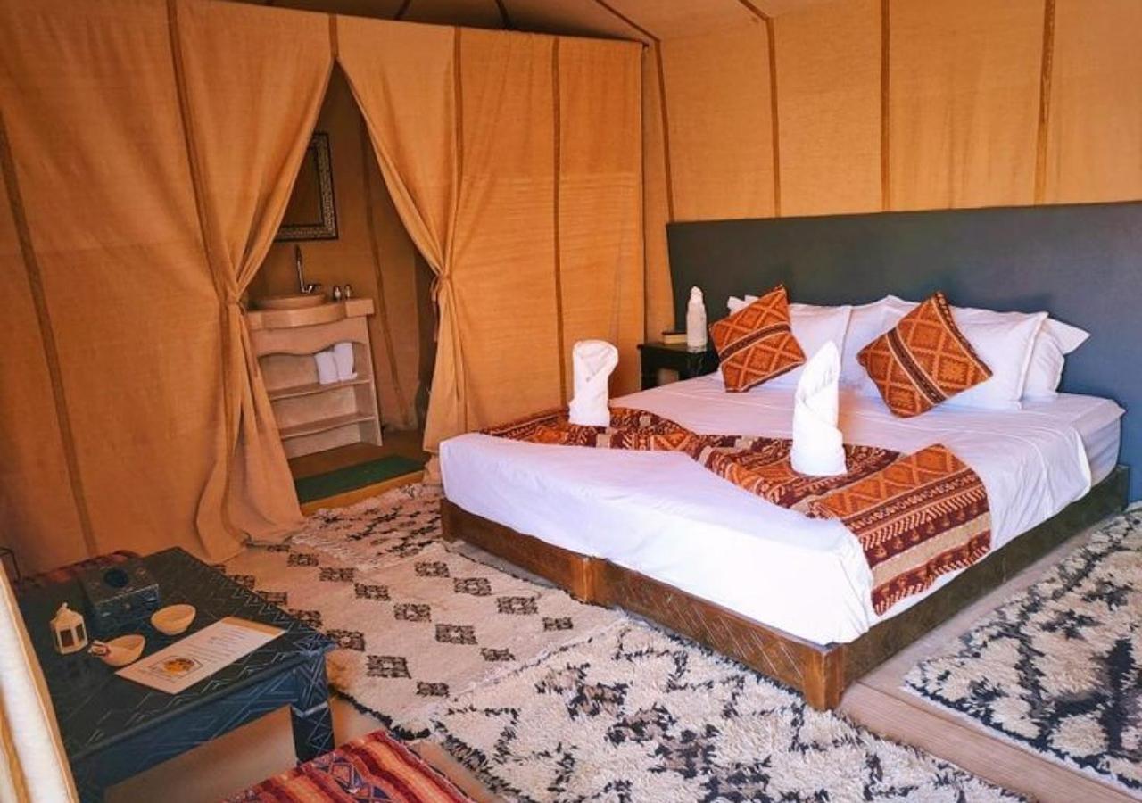 Amazing Luxury Camp Hotel เมอร์ซูกา ภายนอก รูปภาพ